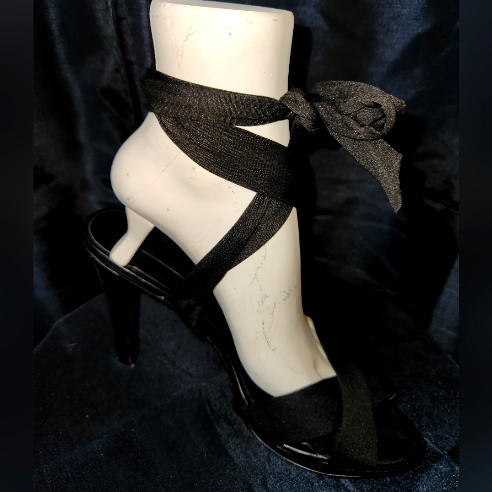 Bcbg Maxazria Women's Size 9 1/2 Black Sandals Fabric Lace Up Stiletto Heel Shoe